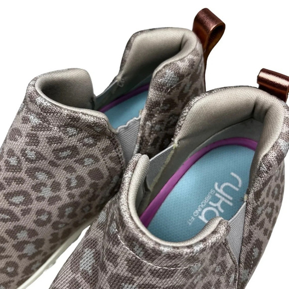Ryka Vera Sneaker in Camel Brown Leopard Size 9 - Picture 9 of 12